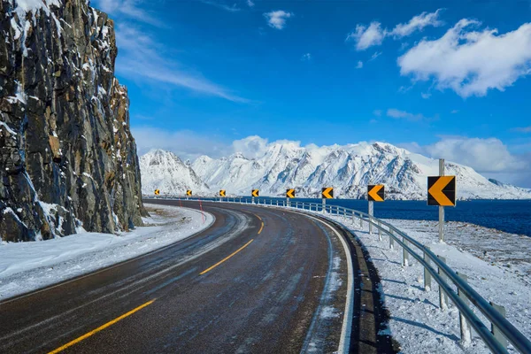 Strada in Norvegia in inverno — Foto Stock