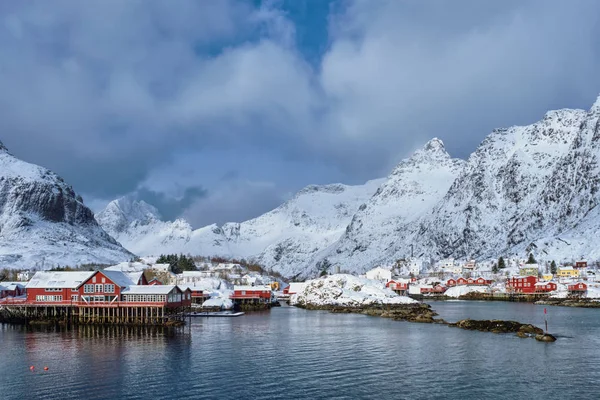 "Uma "aldeia nas Ilhas Lofoten, Noruega — Fotografia de Stock