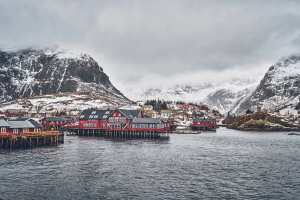 Ένα χωριό στα Νησιά Lofoten της Νορβηγίας — Φωτογραφία Αρχείου