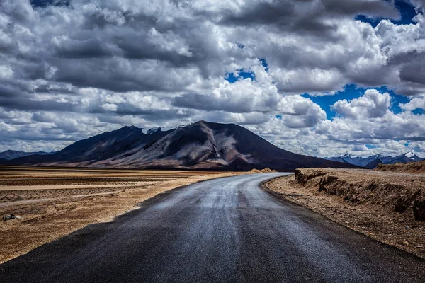 Auto-estrada Manali-Leh. Ladakh, Índia — Fotografia de Stock