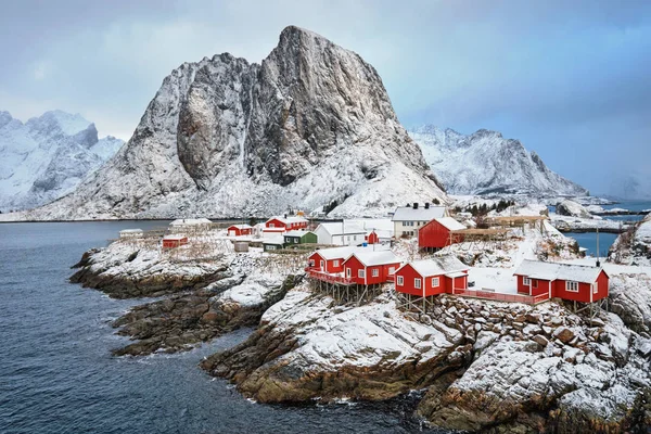 Hamnoy rybářská vesnice na Lofotenských ostrovech, Norsko — Stock fotografie