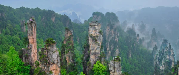 Zhangjiajie montanhas, China — Fotografia de Stock