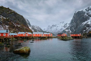 Norveç 'te Nusfjord balıkçı köyü