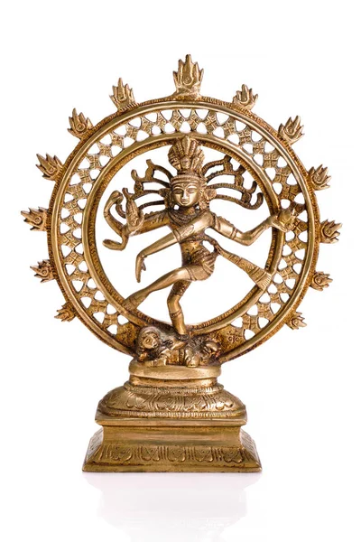 湿婆神 nataraja-孤立的舞王的雕像 — 图库照片