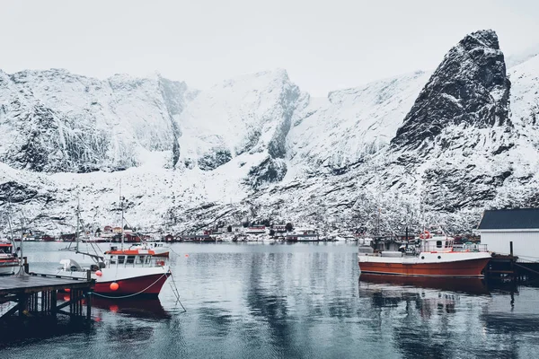 Reine vissersdorp, Noorwegen — Stockfoto