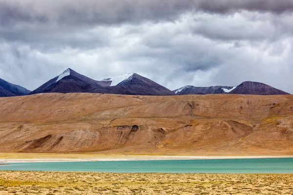 喜马拉雅湖Kyagar Tso, Ladakh, India — 图库照片