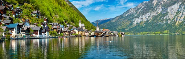 Panorama da aldeia de Hallstatt e Hallstatter See, Áustria — Fotografia de Stock