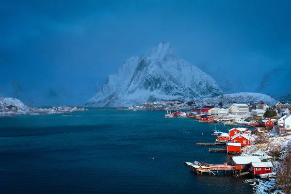 レーヌ漁村、ノルウェー — ストック写真