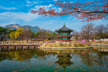Hyangwonjeong köşk, Gyeongbokgung Sarayı, Seoul, Güney Kore