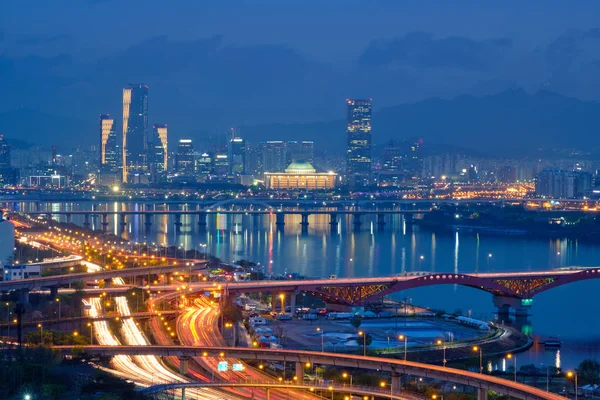 Seoul stadsbild i twilight, Sydkorea. — Stockfoto
