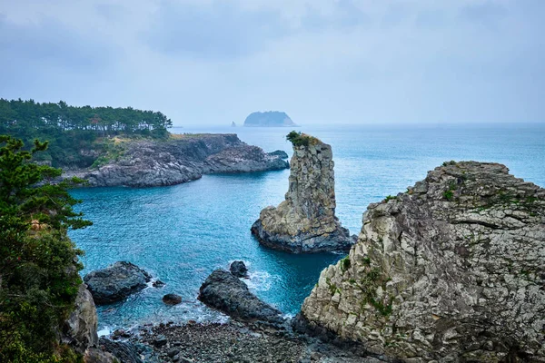 Oedolgae Rock, Jeju Island, Sør-Korea – stockfoto