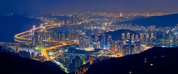 Busan Stadtbild Gwangan Brücke bei Nacht — Stockfoto