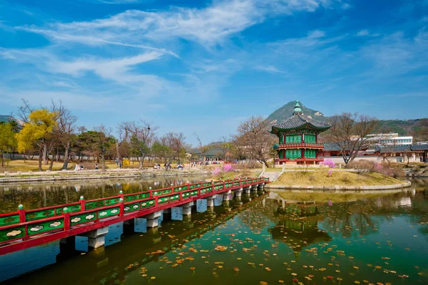 Павильон Хёнвончжон, дворец Кёнбокгун, Сеул, Южная Корея — стоковое фото
