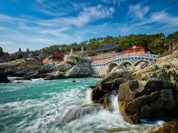 Tempio di Haedong Yonggungsa. Busan, Corea del Sud — Foto Stock