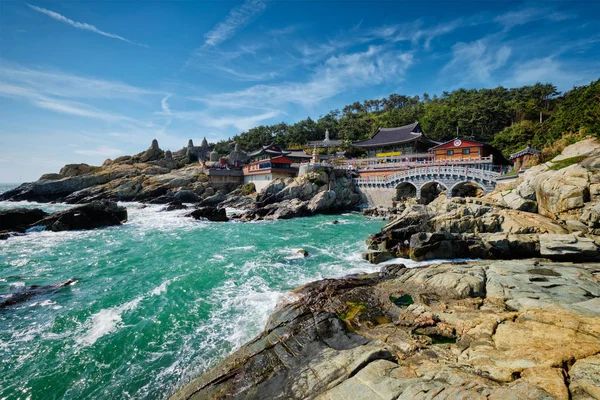 Templo de Haedong Yonggungsa. Busan, Coreia do Sul — Fotografia de Stock