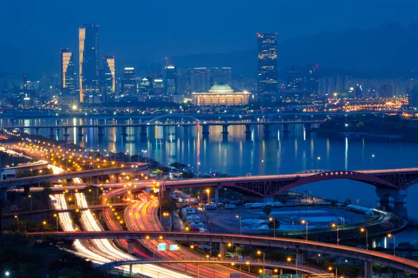 Seoul stadsgezicht in twilight, Zuid-Korea. — Stockfoto