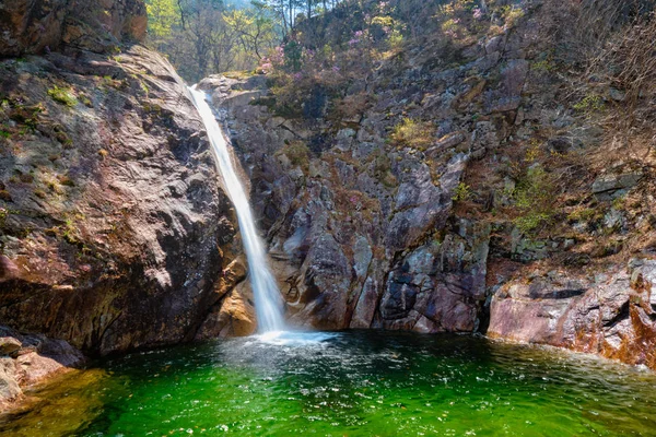 Biryong fällt Wasserfall — Stockfoto