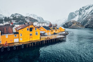 Norveç 'te Nusfjord balıkçı köyü
