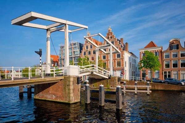 Gravestenbrug híd, Haarlem, Hollandia — Stock Fotó