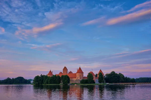 Trakai Island Castle in Lake Galve, Litvánia — Stock Fotó