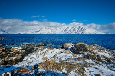 Lofoten adaları ve Norveç kışın denizi, Norveç