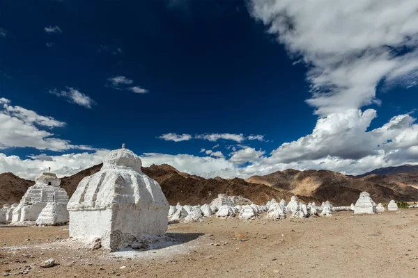 Budist chortens, ladakh — Stok fotoğraf