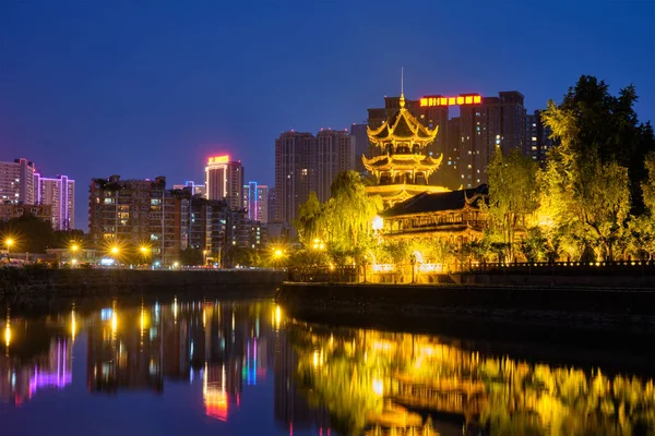 Wangjiang paviljoen in Wangjianglou park. Chengdu, Sichuan, China — Stockfoto