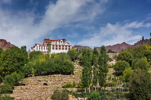 Likir gompa Tibetaans boeddhistisch klooster in Ladakh, India — Stockfoto