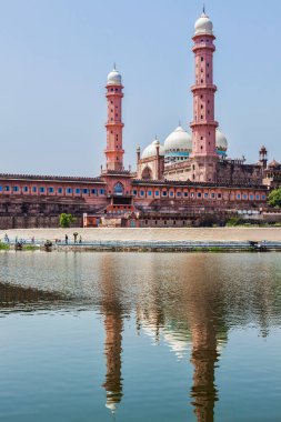 Taj-ul-Masajid Hindistan 'ın en büyük camii. Bhopal, Hindistan