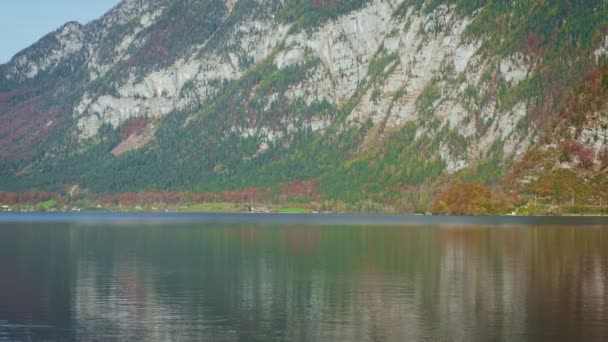 Jesień Jesienią Słynnym Turystycznym Spokojnym Mieście Hallstatt Austriackich Górach Alpy — Wideo stockowe