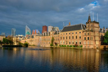 Hofvijver Gölü ve Binnenhof, Lahey
