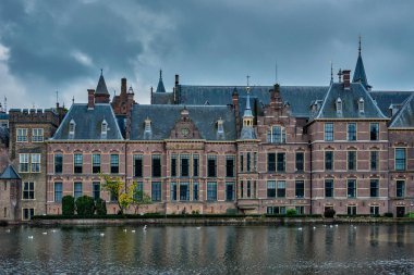 Hofvijver Gölü ve Binnenhof, Lahey