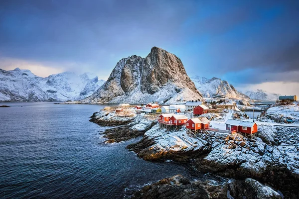 ノルウェーのロフテン島にあるハムニー漁村 — ストック写真