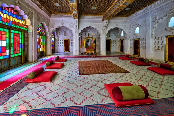 Moti Mahal Pearl Palace soudní síň v Mehrangarh Fort, Jodhpur, Rajasthan, Indie — Stock fotografie
