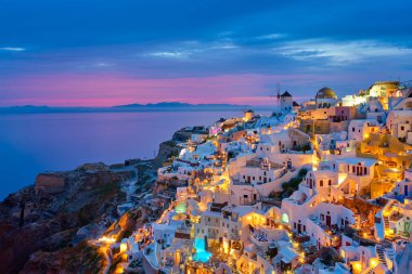 Yunanistan 'ın ünlü turizm beldesi Oia, Yunanistan