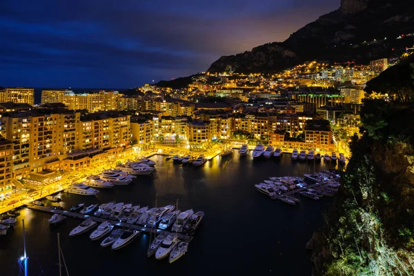 Vista de Mônaco na noite — Fotografia de Stock