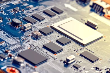 Elektronik devre kartı kapanıyor.