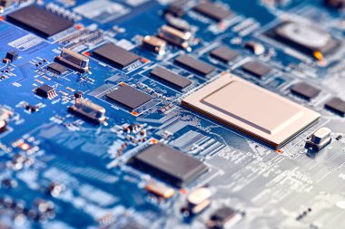 Elektronik devre kartı kapanıyor.