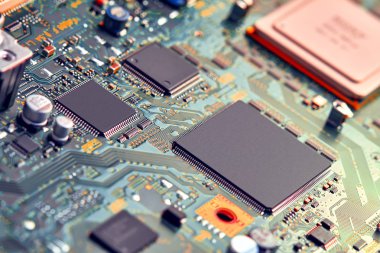 Elektronik devre kartı kapanıyor.