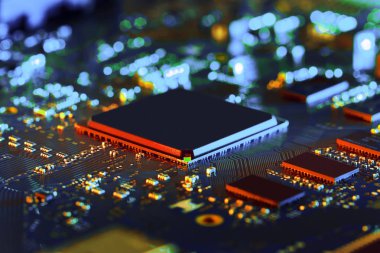 Elektronik devre kartı kapanıyor.