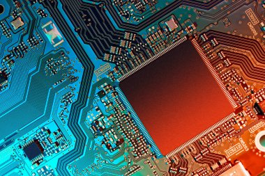 Elektronik devre kartı kapanıyor.