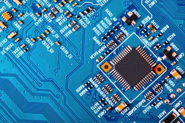 Elektronik devre kartı kapanıyor.