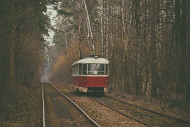 Klasik kırmızı tramvay