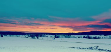 Kış günbatımı manzarası