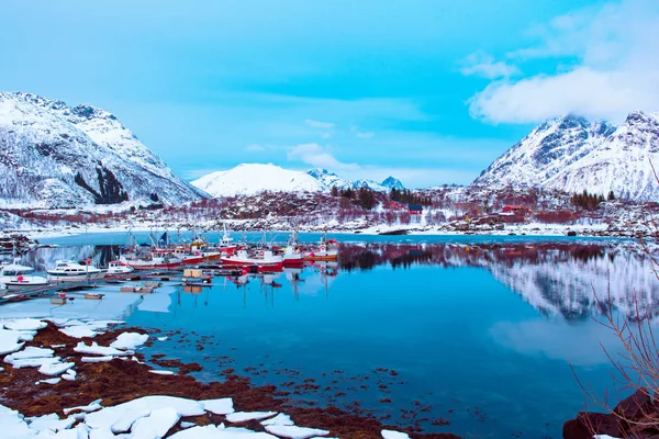 Norwegischer Wintersee — Stockfoto