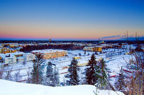 Vista della piccola città svedese — Foto Stock