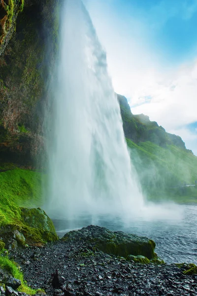 Vodopád Seljalandsfoss na Islandu — Stock fotografie