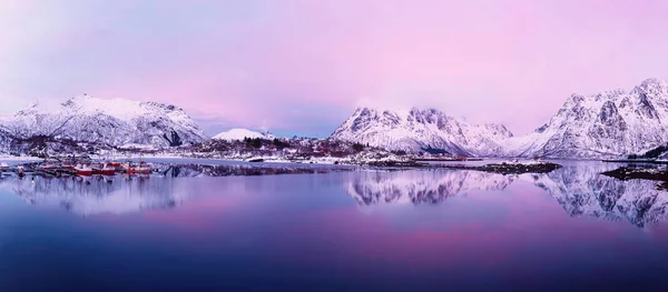 Zimní Norsko jezero — Stock fotografie