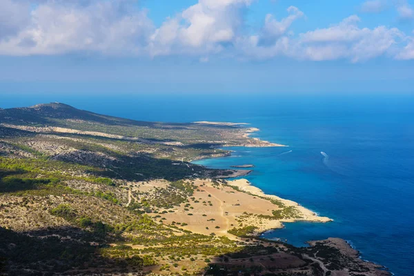 塞浦路斯海岸视图 — 图库照片