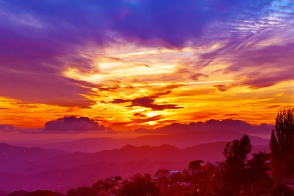 Paisagem de montanha incrível — Fotografia de Stock